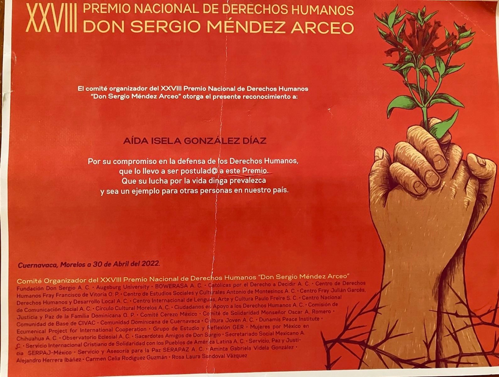 Reconocen a Isela González Díaz por su labor como defensora